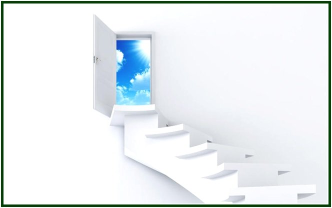 Ilustração conceitual da Escada Platónica com degraus brancos e fundo branco, levando a uma porta aberta no topo que revela o céu azul com nuvens e sol.